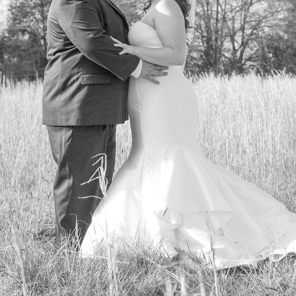 Mori Lee Mermaid Cut Wedding Dress - Picture 13 of 13